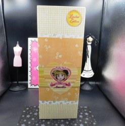 analiese ruby red box